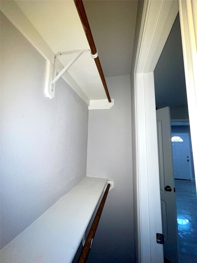 Photo - 245 Tallant St