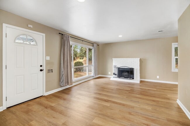 Photo - 47 Fallon Ln