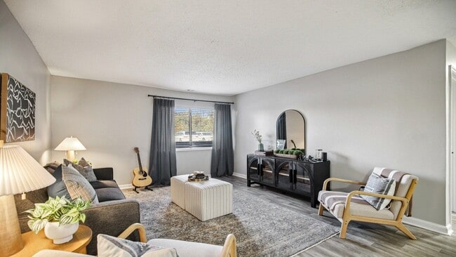 Building Photo - Compass Vista Apartments