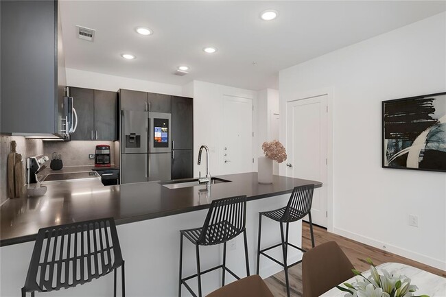 Building Photo - 4801 Springdale Rd Unit 1306