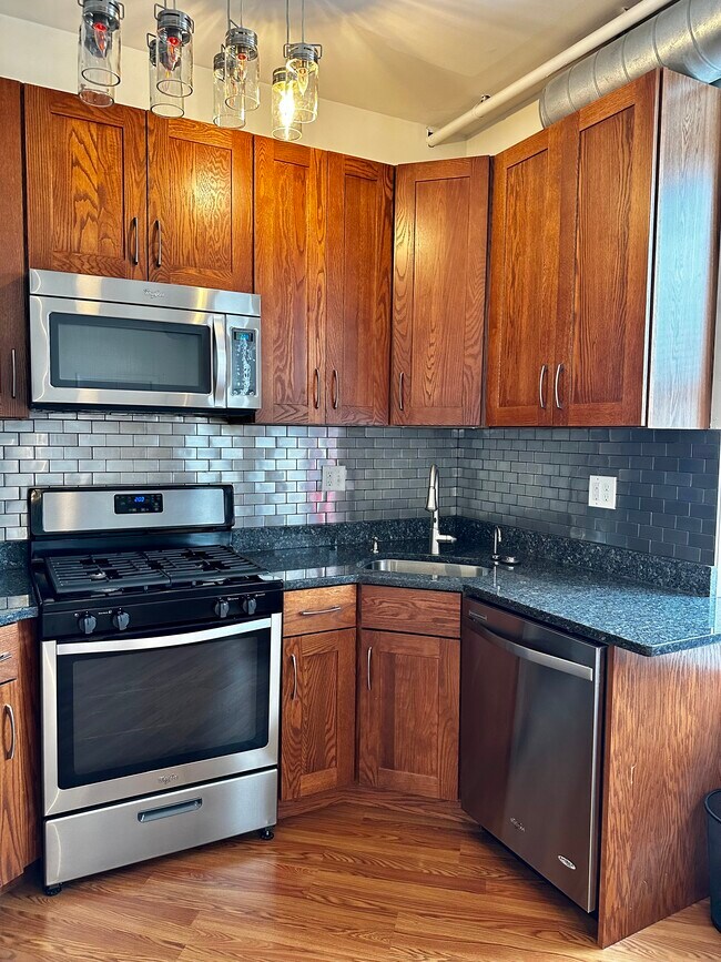 Cocina - 1733 Ridge Ave Unidad R3