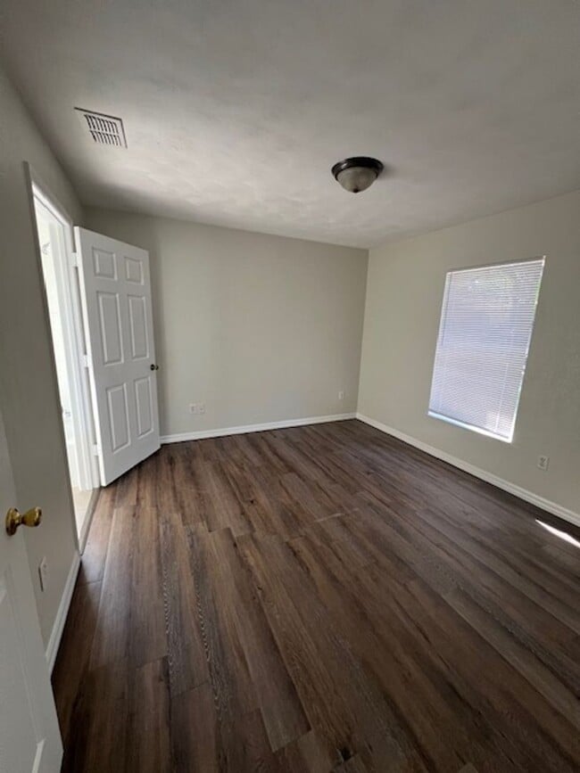 Photo - 816 Grove Ave