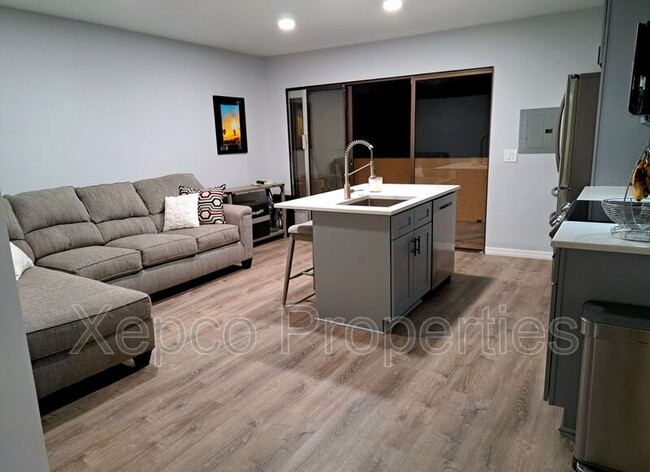 Photo - 5300 E Waverly Dr Unit #M4204