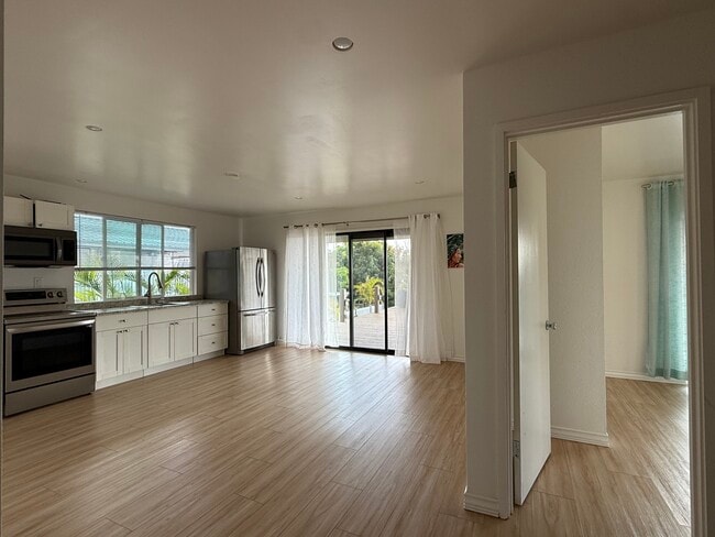 Building Photo - 74-5054 Kealapua St Rental