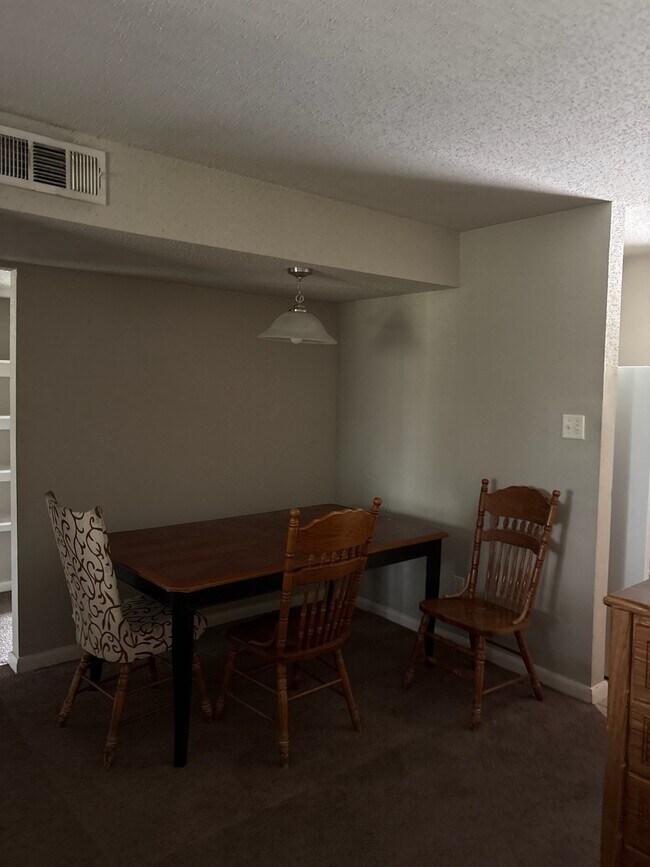 Photo - 7201 Hallshire Dr Unit 232