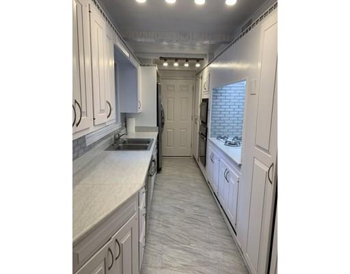 Building Photo - 78 Marlborough St Unit 1A Rental