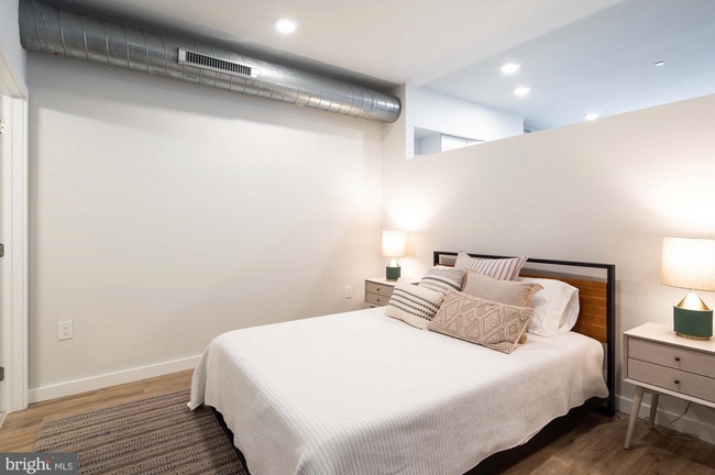 Photo - 2120-34 E York St Unit B205