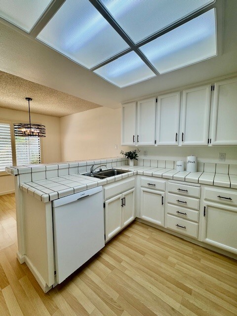 2013 Raphael Ct