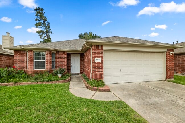 3211 Falcon Trail Dr