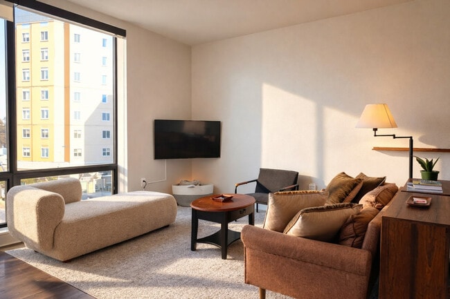 Photo - 1632 N Franklin Pl Unit SI ID1379008P