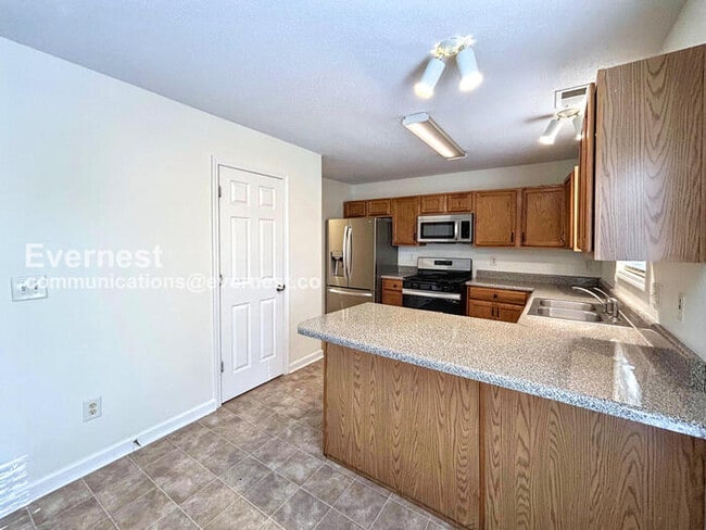 Photo - 5 Rosemont Ct