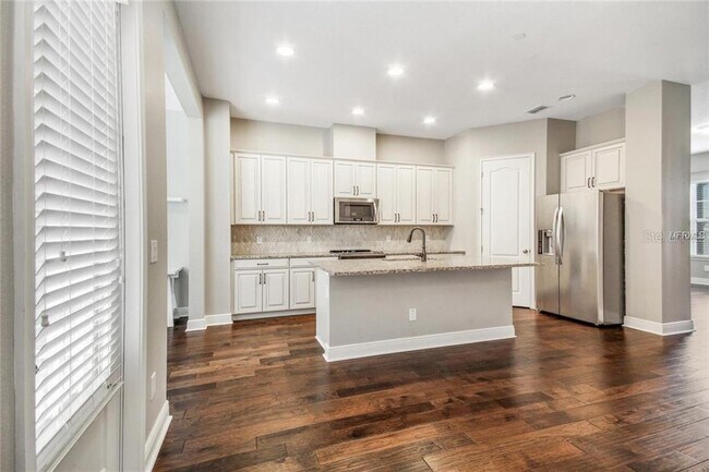 Photo - 2213 Lobelia Dr
