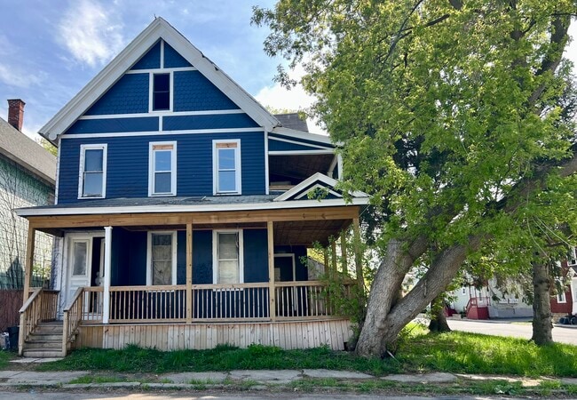 Photo - 27 Milton Ave