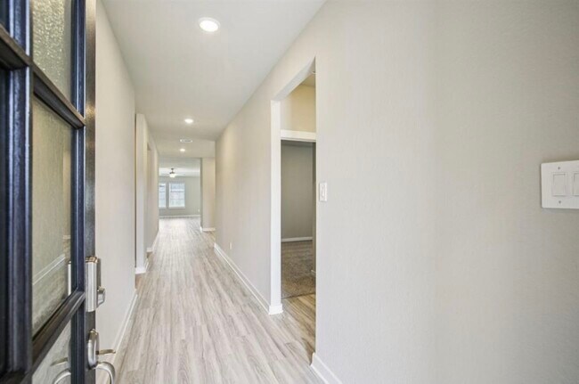 Photo - 6250 Brazos Trl Dr