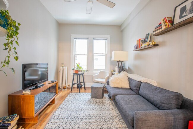 Photo - Lovely 1 BR/1 BA Condo in Dupont Circle!