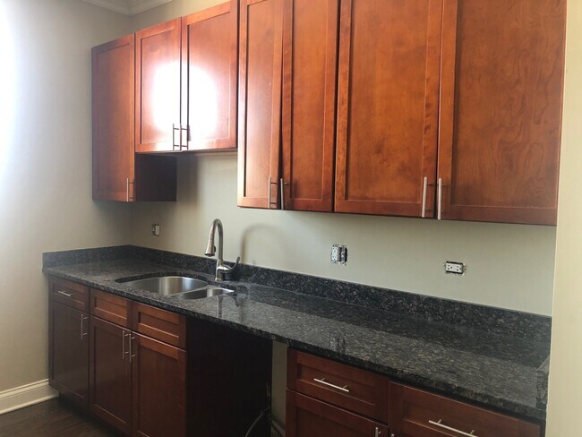 Photo - 4300 N Kedzie Ave Unit 401