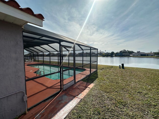 POOL HOME!! w/ Beautiful Pond View!!! - POOL HOME!! w/ Beautiful Pond View!!!