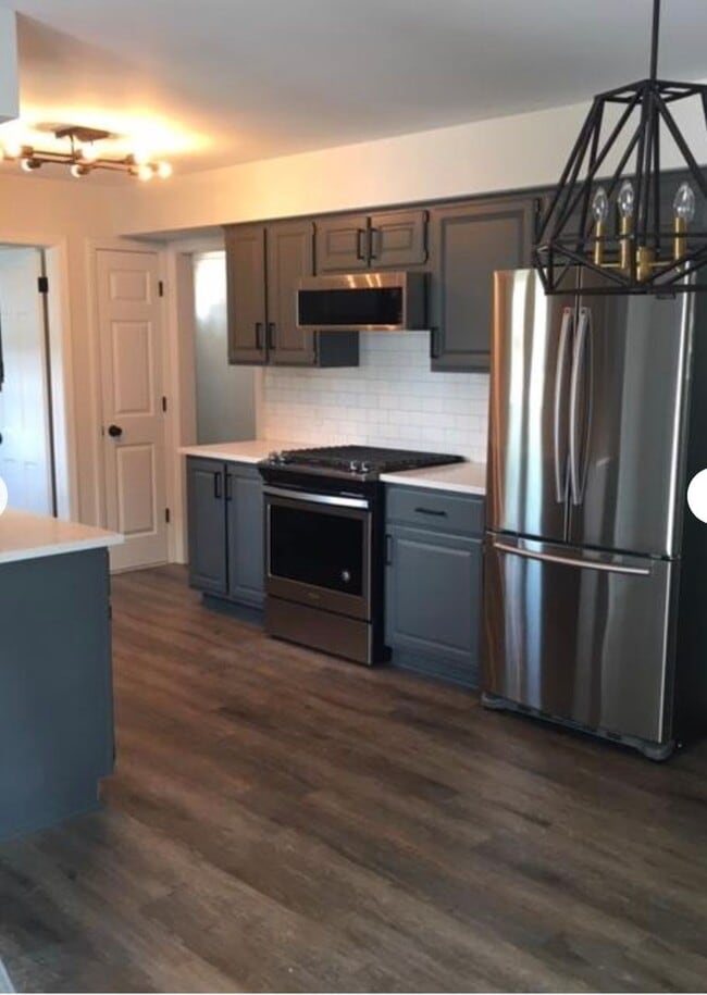 3 bed/2 bath ranch on the NE side! - 3 bed/2 bath ranch on the NE side! Casa