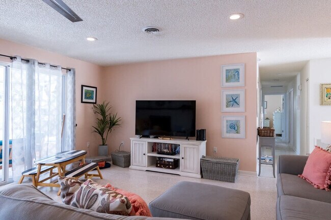 179 Jamaica Dr Unit SI ID1044374P