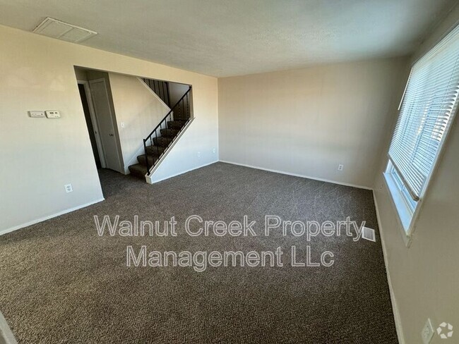 Building Photo - 5520 Beavercrest Dr Unit #16 Rental