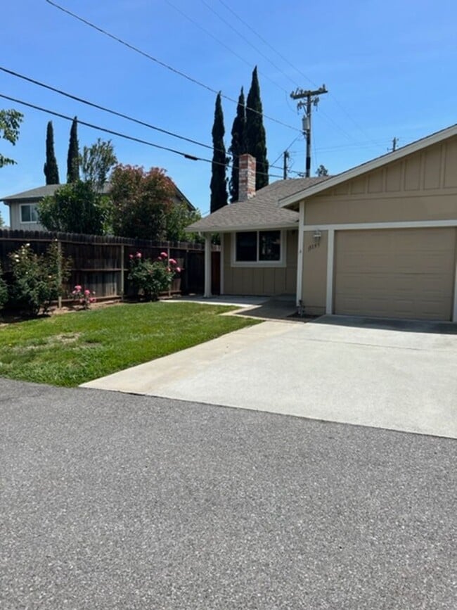 Charming Duplex in Morgan Hill! - Charming Duplex in Morgan Hill! Casa