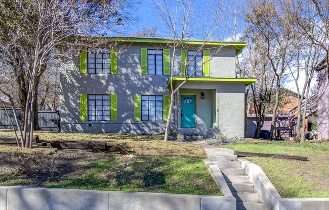 Photo - 3904 Maplewood Ave Apartment Unit -B