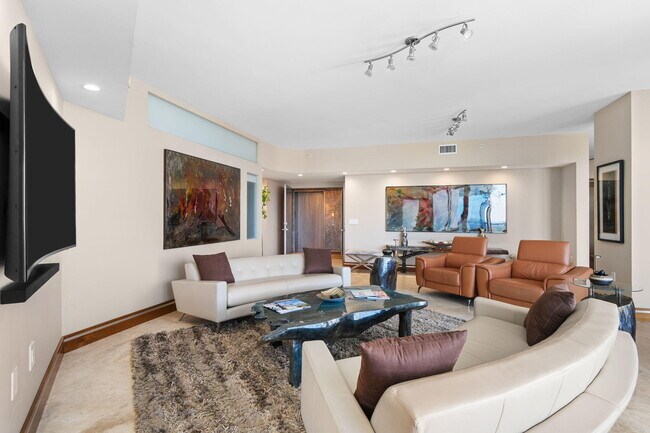 Photo - 333 Las Olas Way Unit 2904