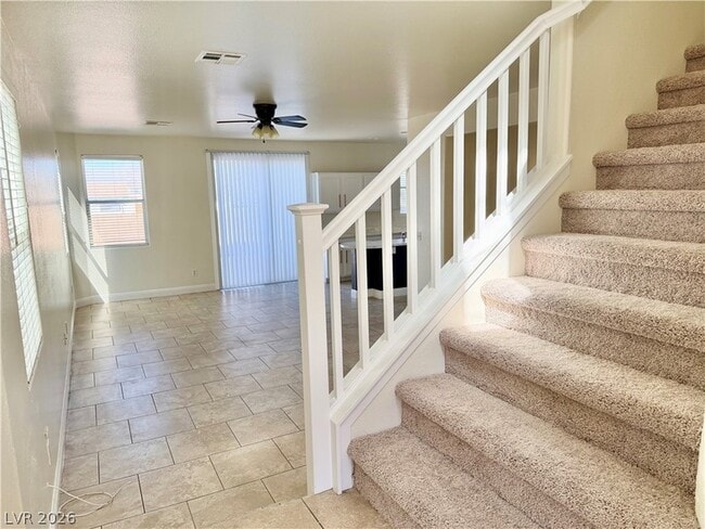 Photo - 4556 Hearts Desire Ave