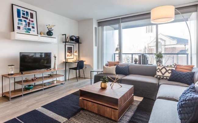 Photo - 2357 N Lincoln Ave