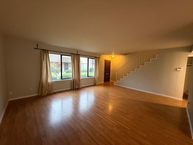 Photo - 3 bed 2.5 bath townhome available now!