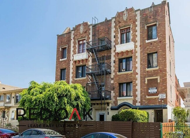 Photo - 238 S Mariposa Ave Unidad 310