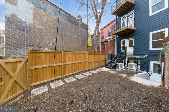 Photo - 709 Massachusetts Ave NE