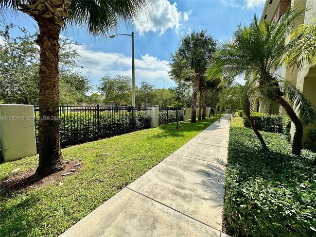 Photo - 10870 NW 88th Terrace Unit 103