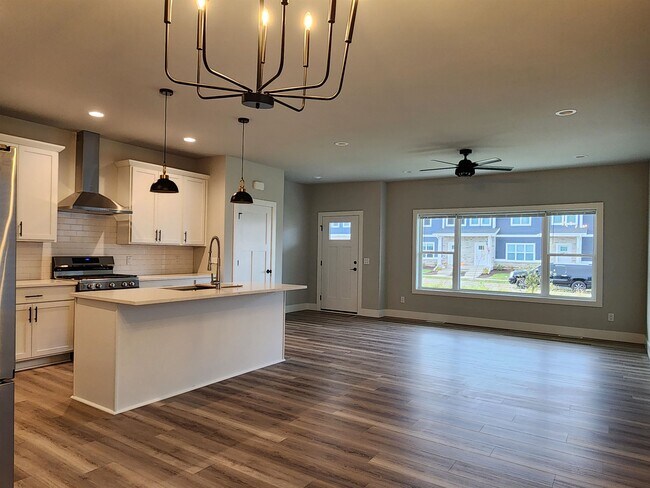 Photo - 4857 Lacy Rd