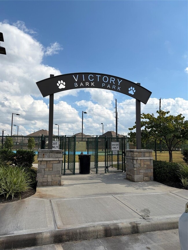 Photo - 12806 Crombie Dr