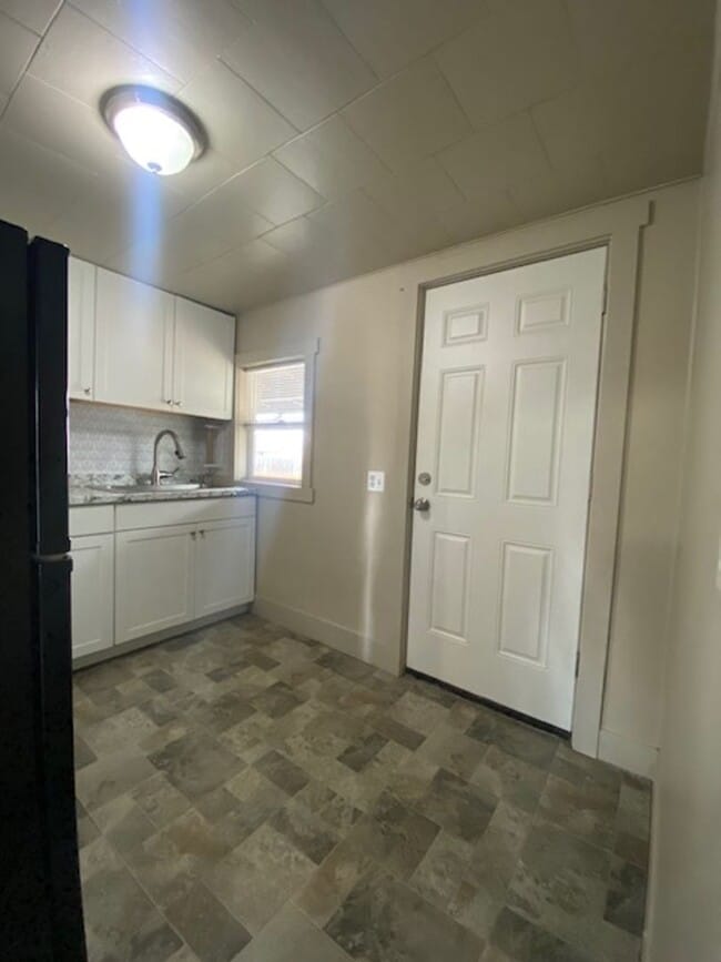 Photo - 1 Bedroom Apartment!