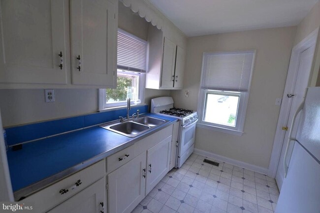 Photo - 116 Walnut St