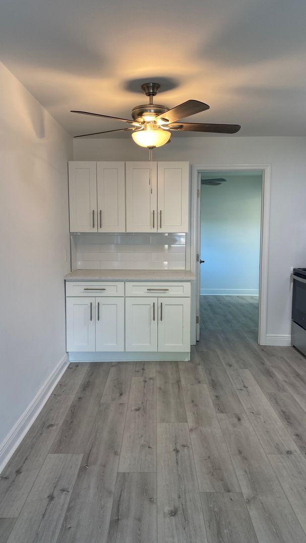 Photo - Beautifully Renovated 3/2 Villa in West Br...