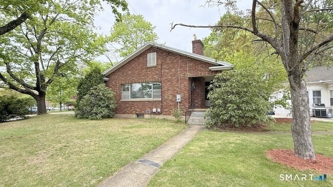 Photo - 223 High St