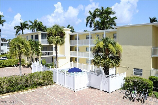 Photo - 900 8th Ave S Unidad 305