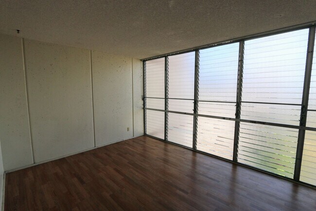 Photo - Mililani ~ Cathedral Point 2 Bedroom 1 Bat...