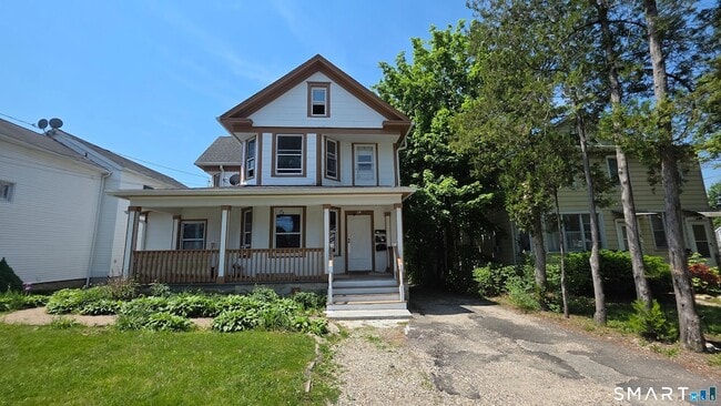 Building Photo - 38 Homestead Ave