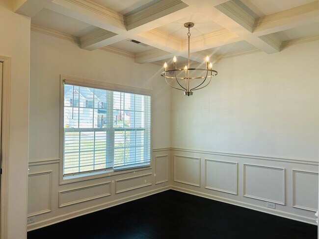 Photo - Wow! Beautiful 4 bedroom 2.5 bathroom home...