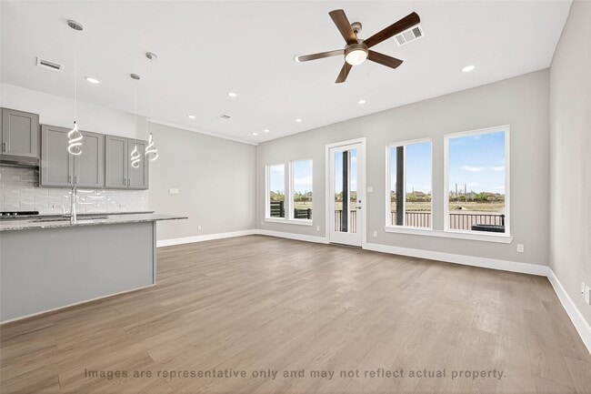 Photo - 10719 Mason Rd Unit 14