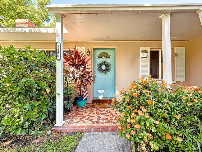 Building Photo - 1360 Dorothy Dr Rental
