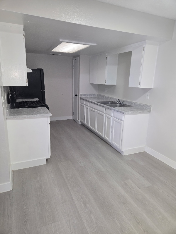 Building Photo - 600 N Humboldt Ave Rental