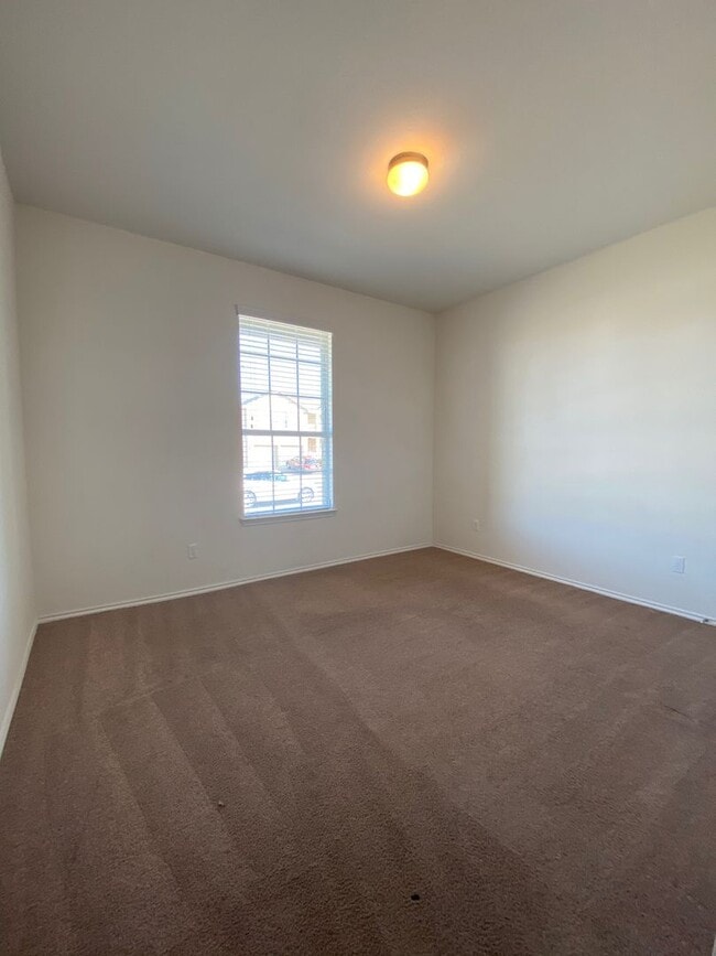 408 Vega Ln