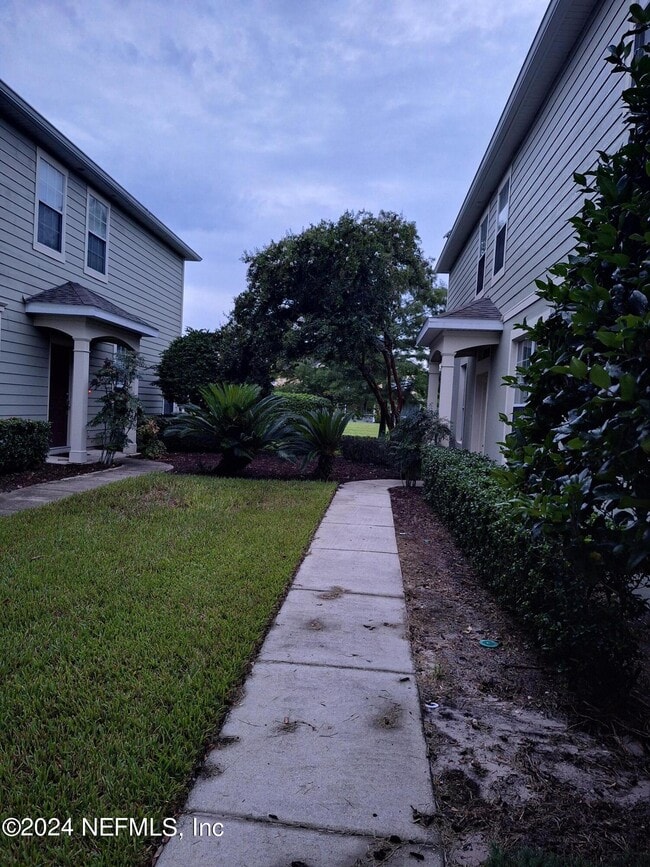 13410 English Peak Ct