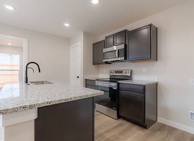 Photo - 3 bed 2 bath now available in Frenship west
