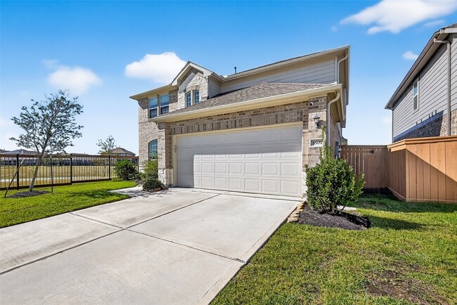 Photo - 1601 Darwin Cedar Dr